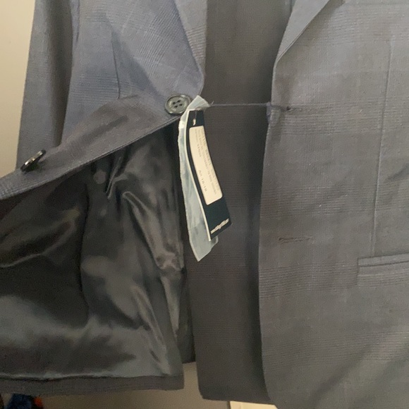 Dallago Woven “Christian” Style Suit - Picture 2 of 7